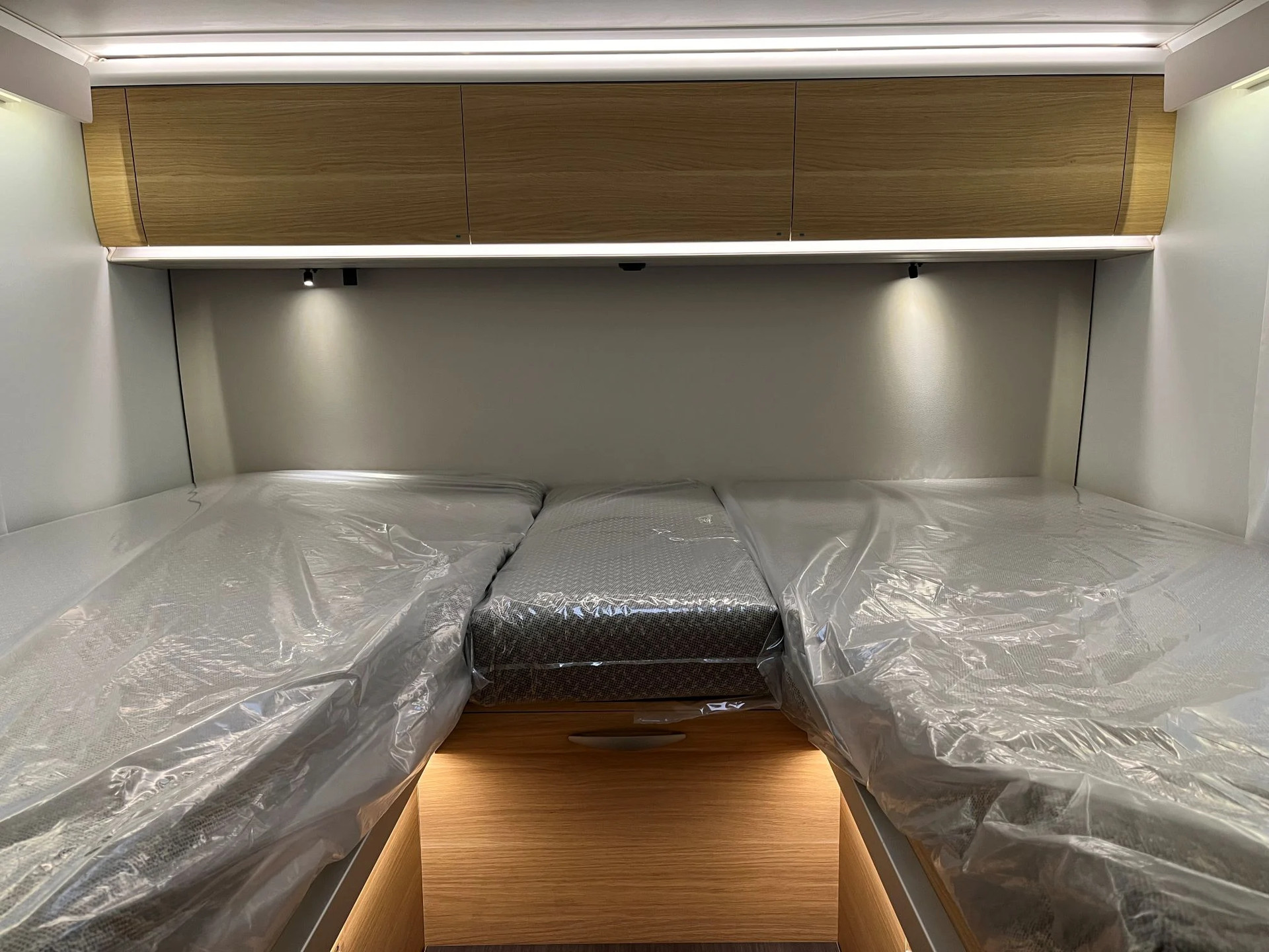 Bergischer Panther 1 Adria Coral XL All-In 660 SL