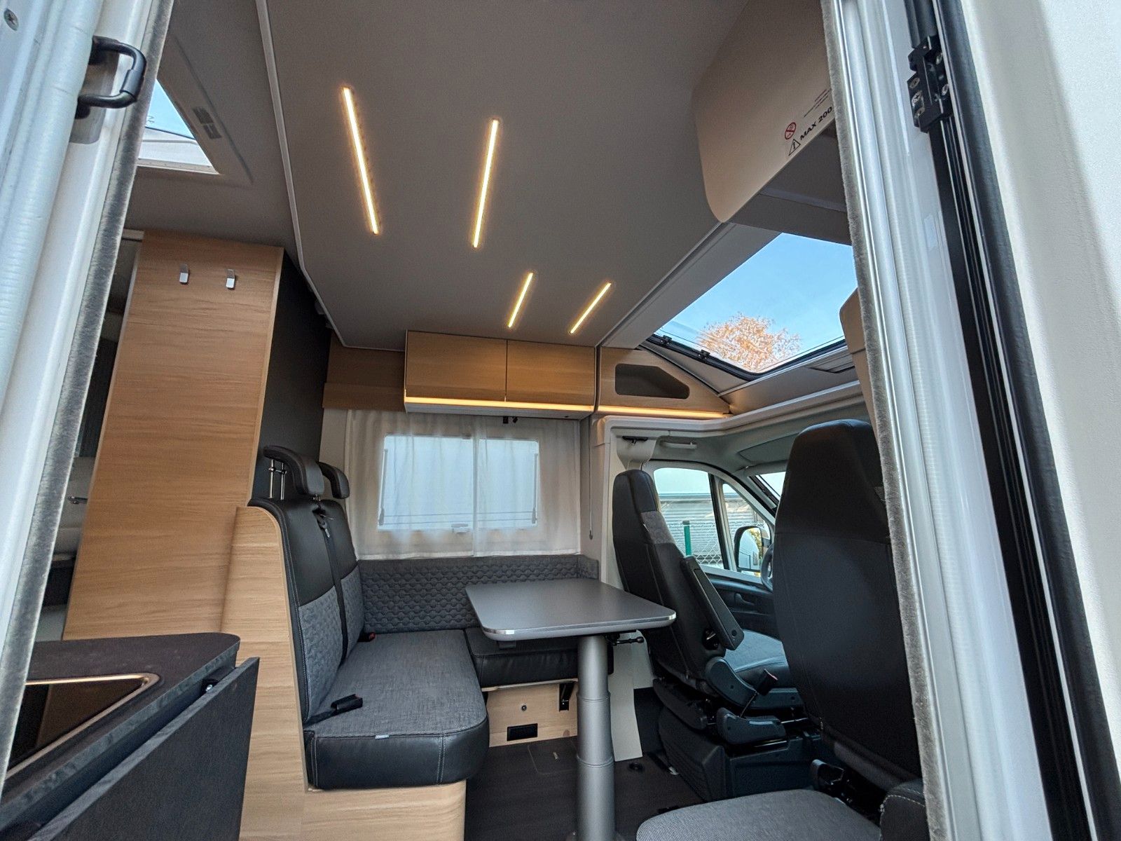 ADRIA Matrix Axess 600 SL,140PS,Radio,RFK,Fahrradtr.