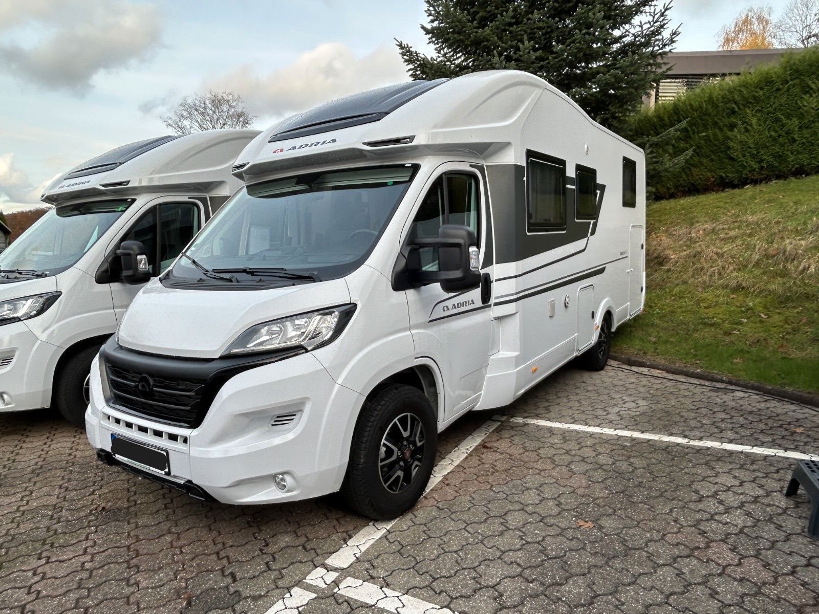 ADRIA Matrix ALL-IN 670 SL, 180PS, Automatik