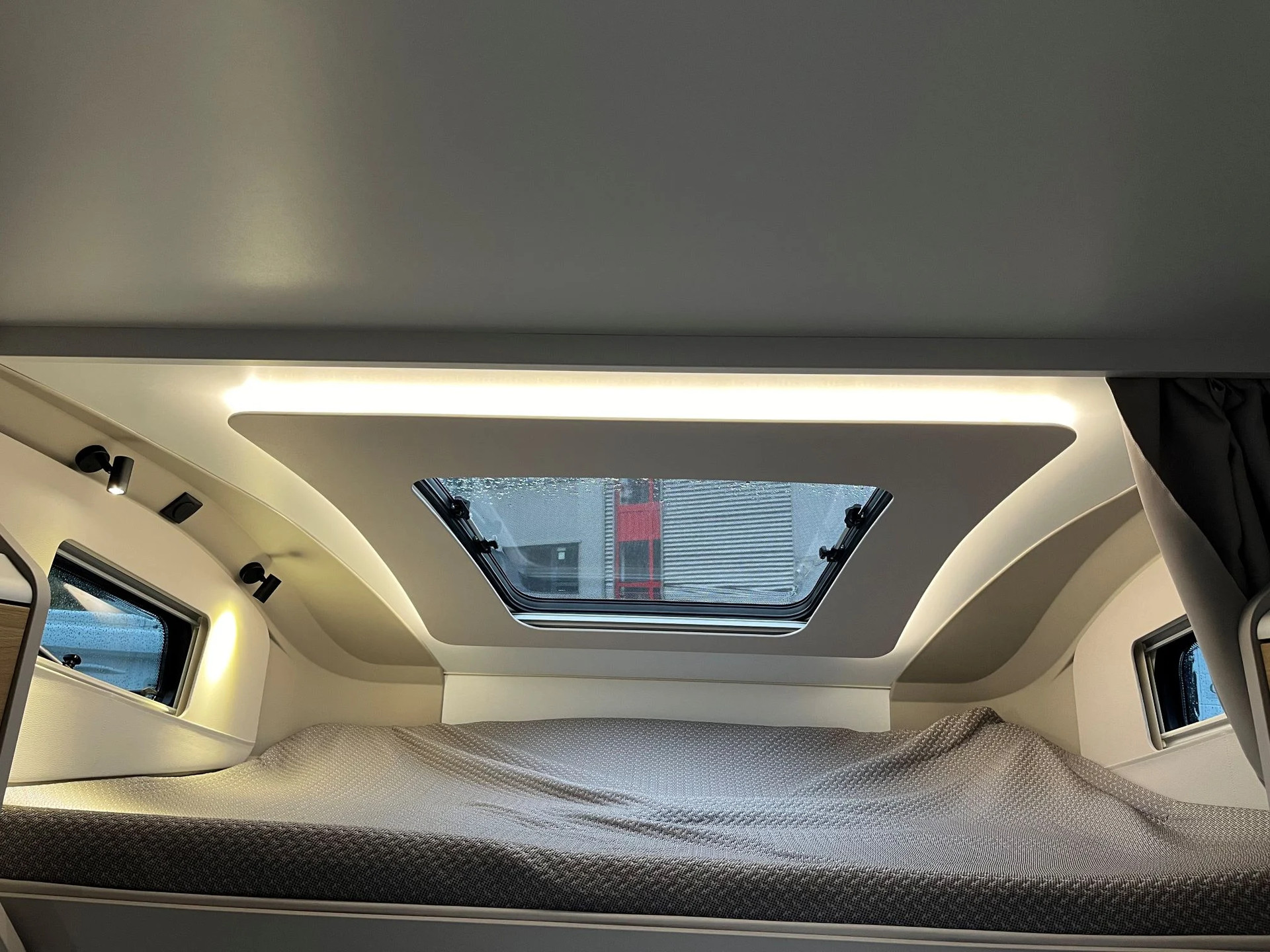 Bergischer Panther 1 Adria Coral XL All-In 660 SL