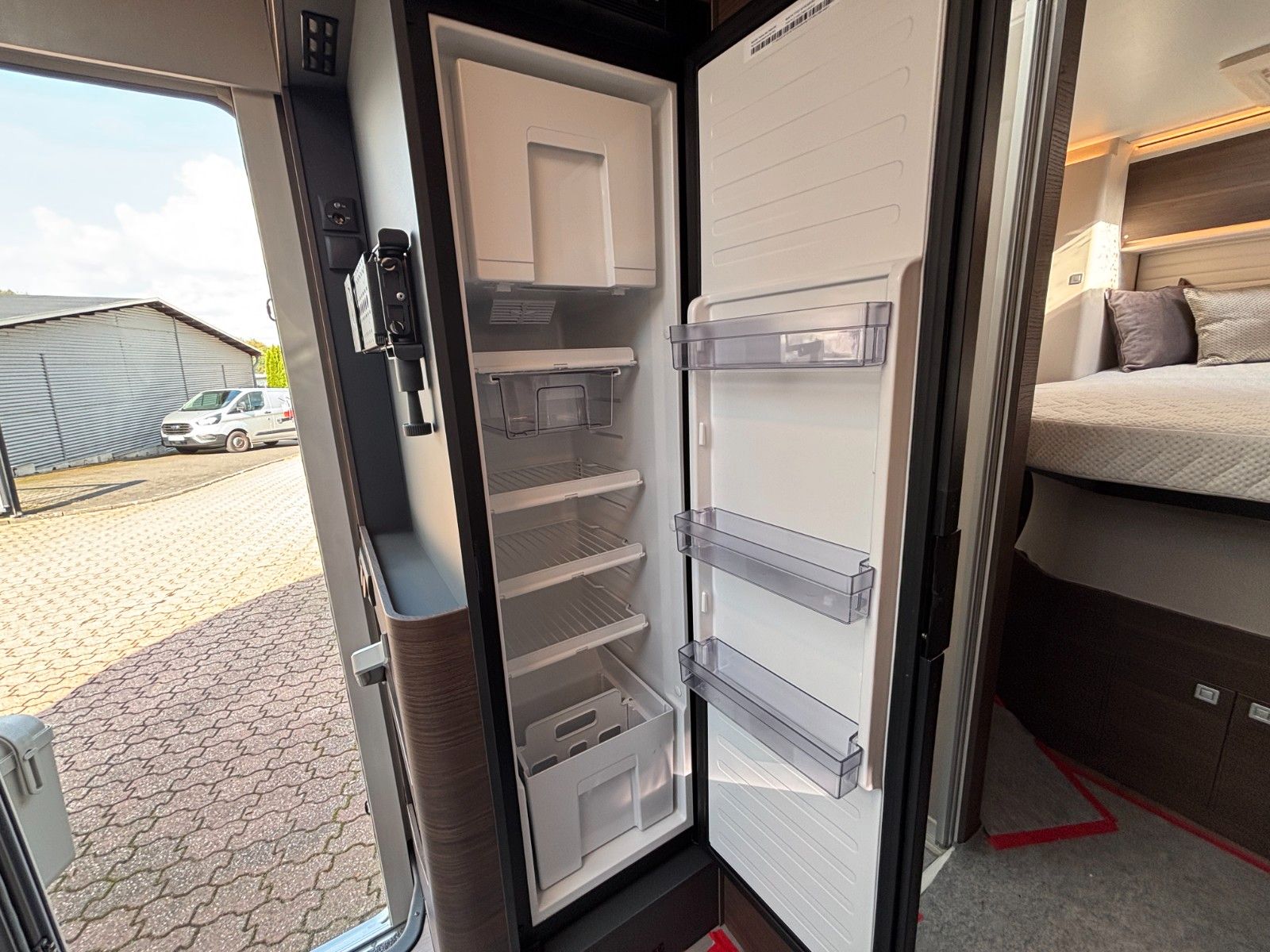ADRIA Coral Supreme 670DC 2027,