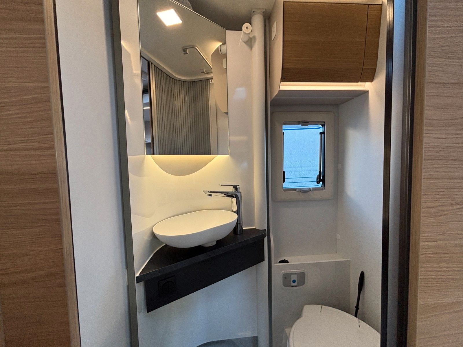 ADRIA Matrix Axess 600 SL,140PS,Radio,RFK,Fahrradtr.