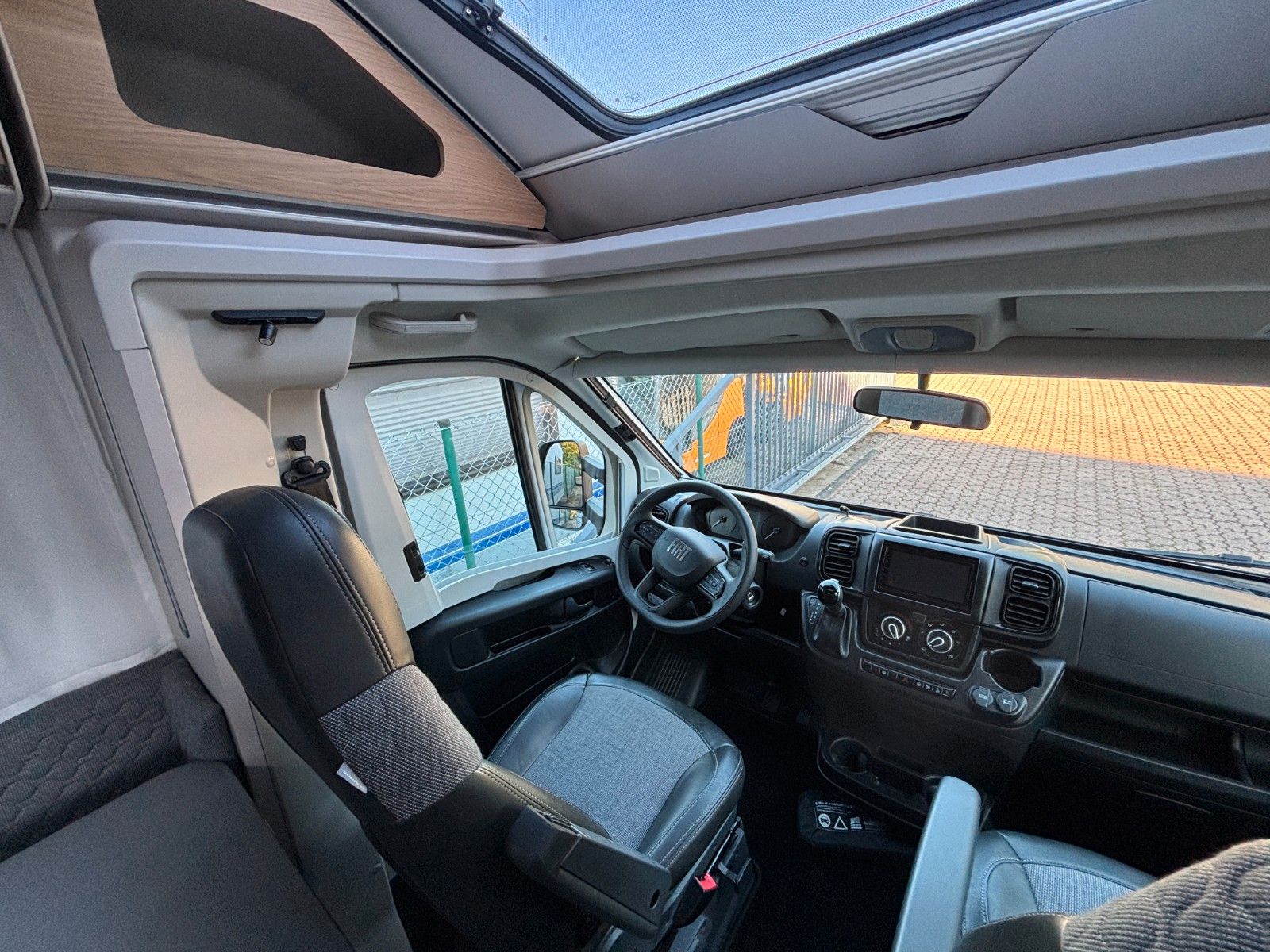 ADRIA Matrix Axess 600 SL,140PS,Radio,RFK,Fahrradtr.