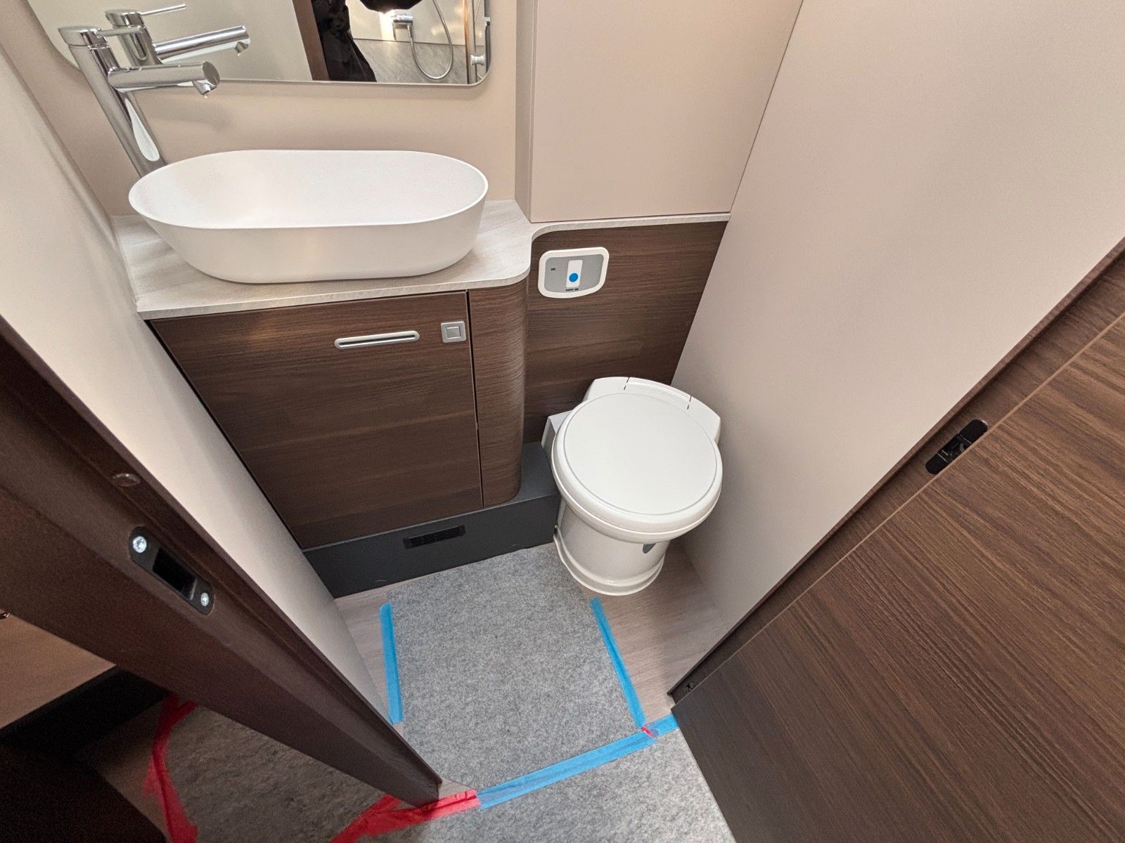 ADRIA Coral Supreme 670DC 2027,