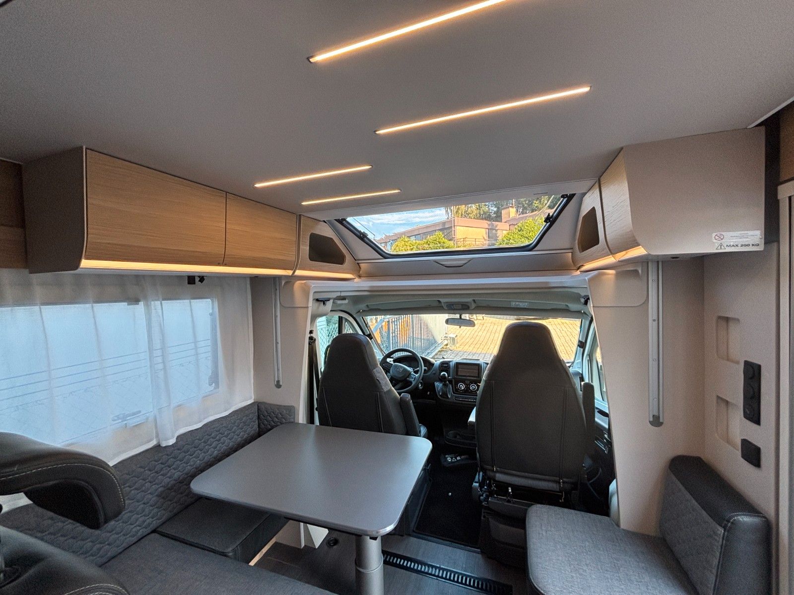 ADRIA Matrix Axess 600 SL,140PS,Radio,RFK,Fahrradtr.