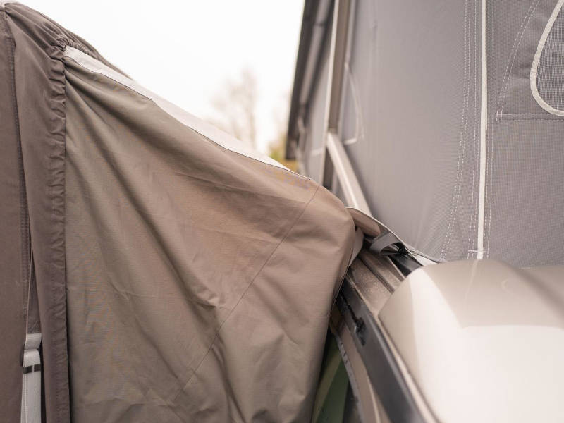Ihre 2. Chance Telta Core 260 Tunnel für Campingbusse