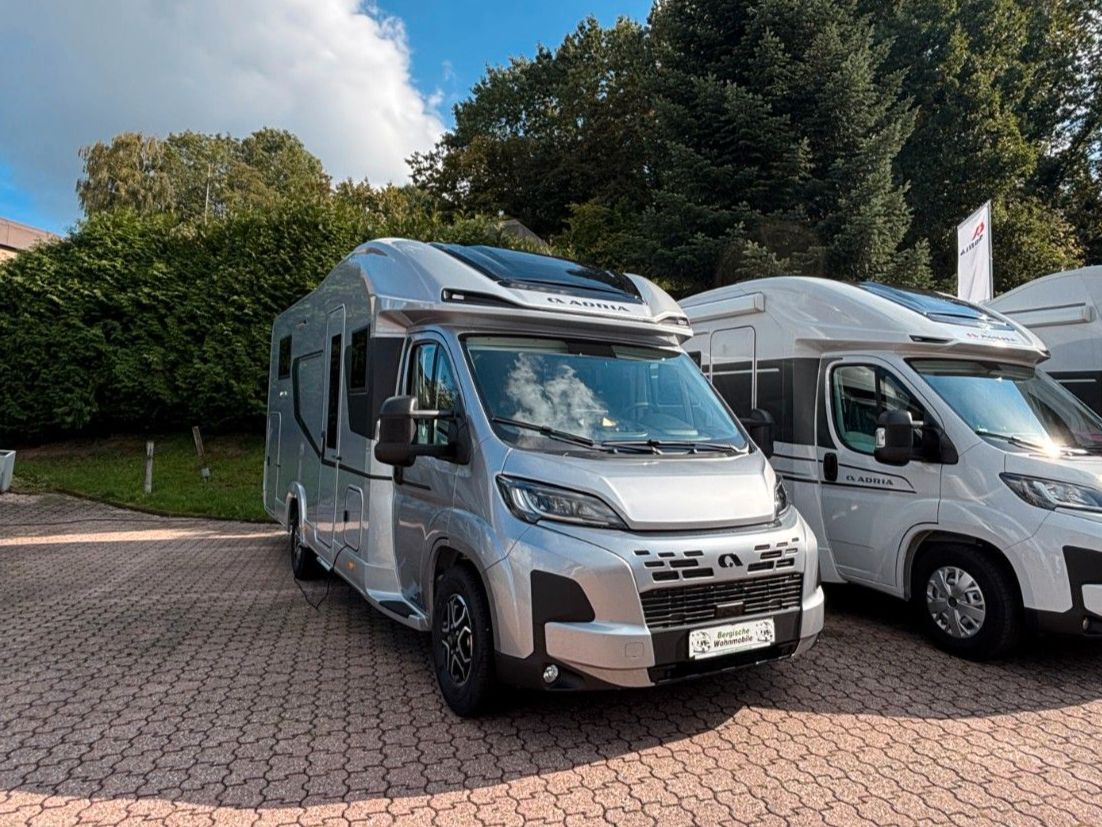 ADRIA Coral Supreme 670DC 2027,