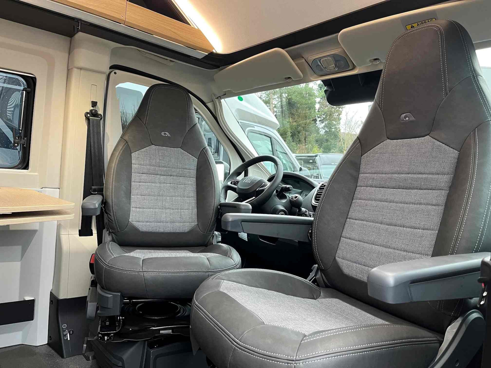 For Fun Adria Twin All-In 600 SPB