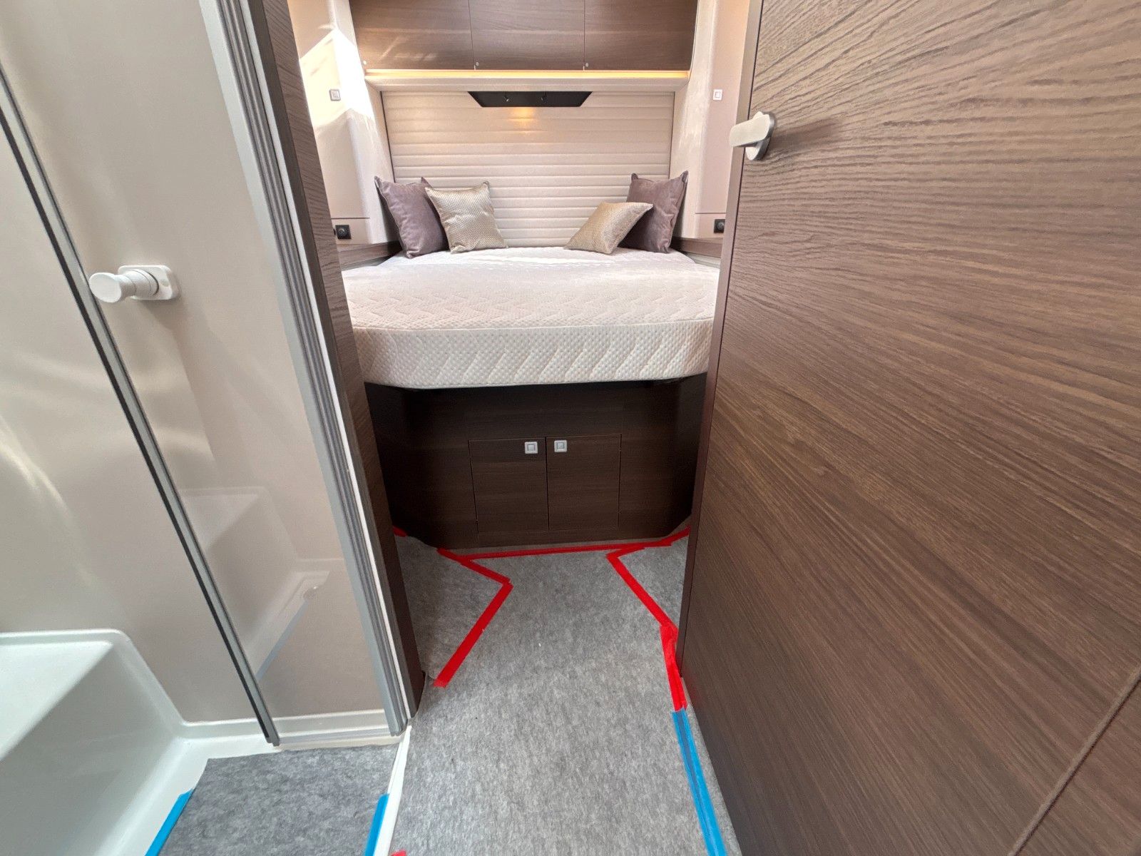 ADRIA Coral Supreme 670DC 2027,