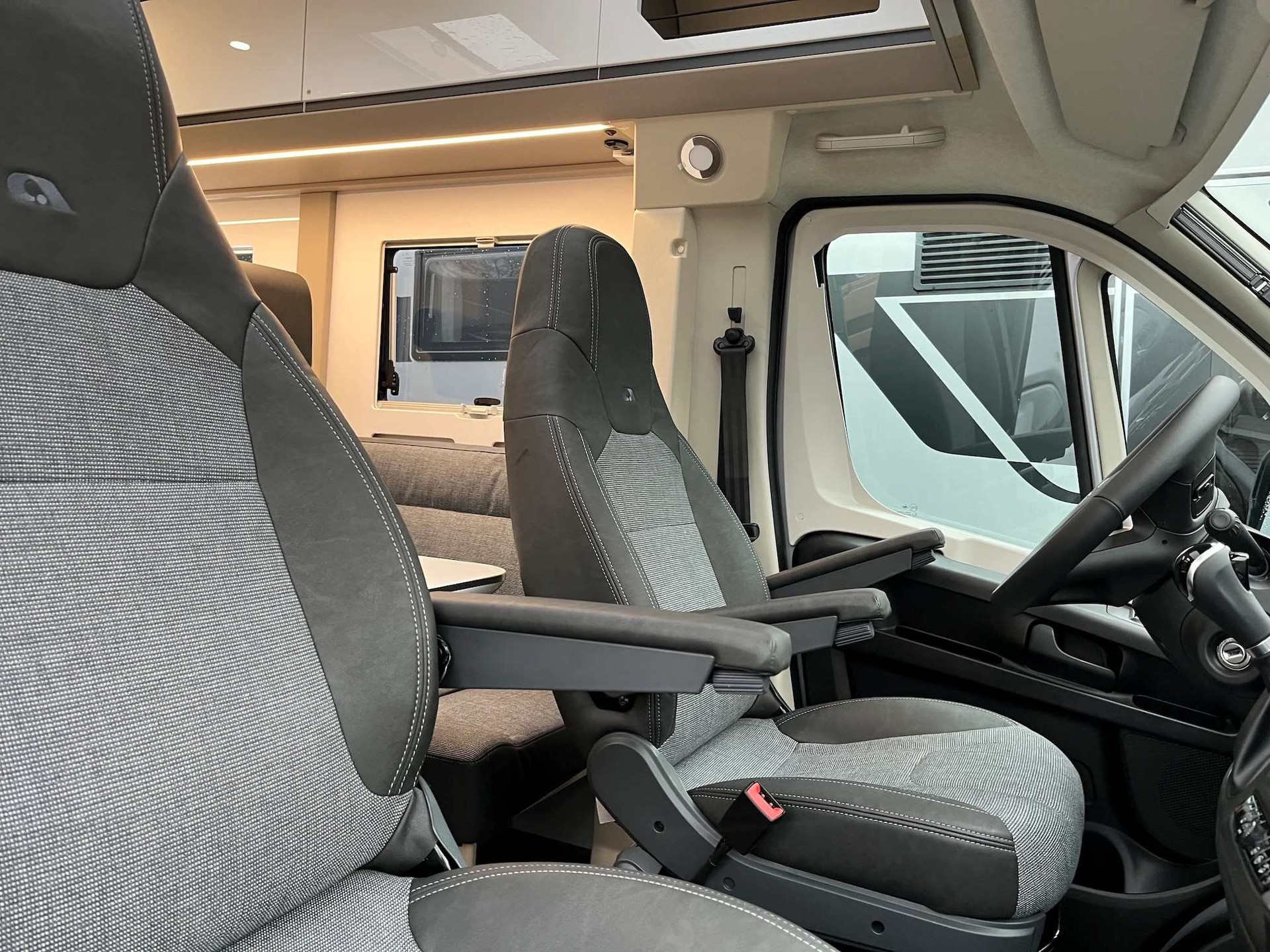 Mini Linni 2 Adria Compact DL