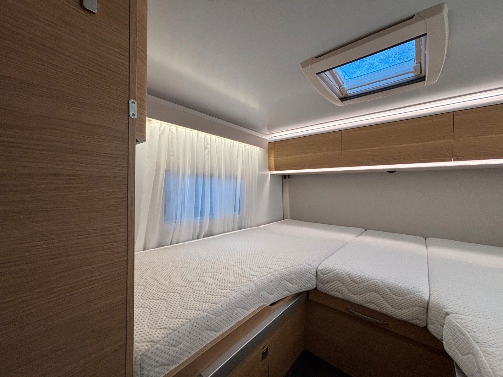 ADRIA Coral XL All In 660 SL,180PS, Automatik