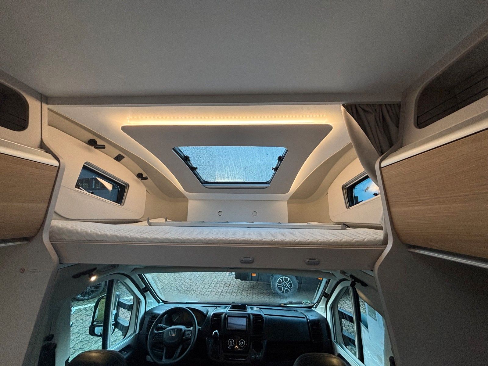 ADRIA Coral XL All In 660 SL,180PS, Automatik