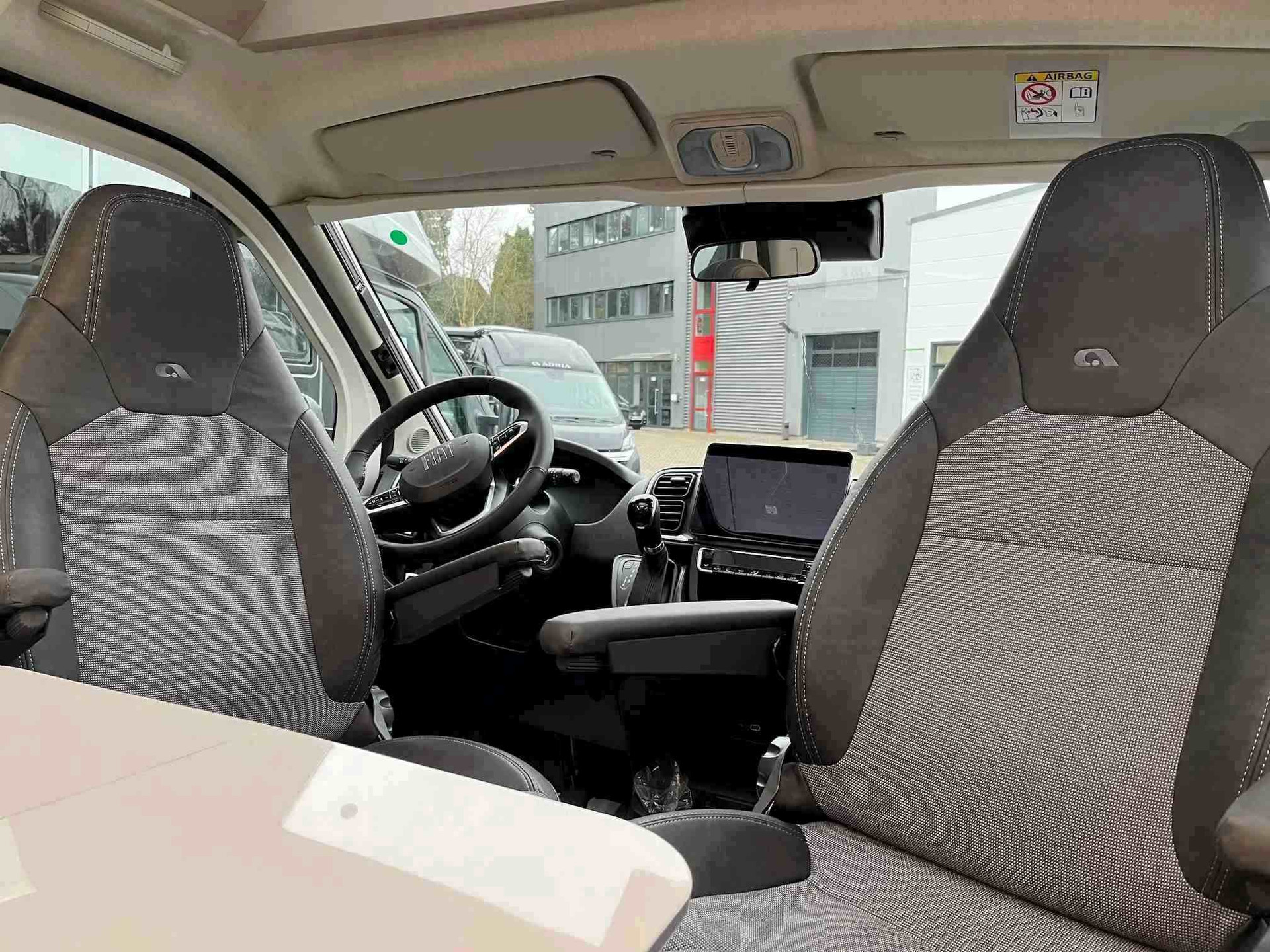 Mini Linni  Adria Compact DL