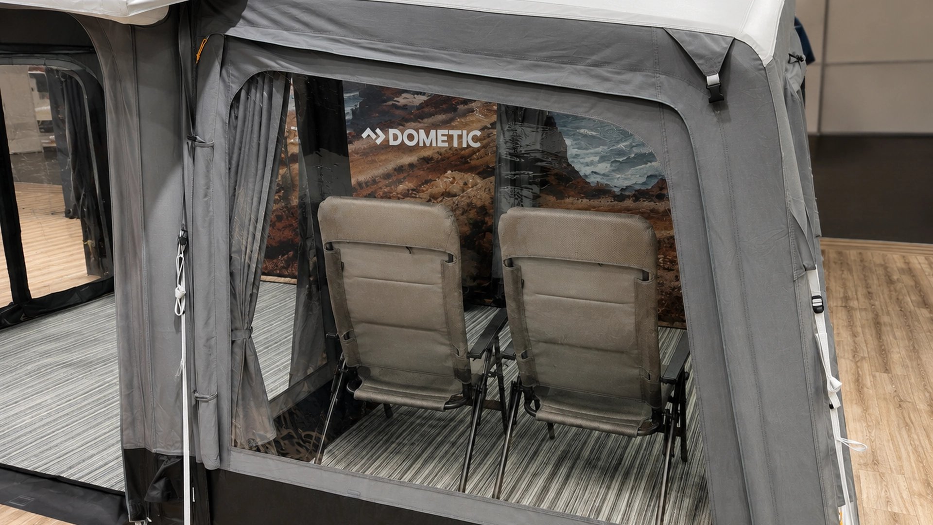 Dometic Club AIR Stay 390 S