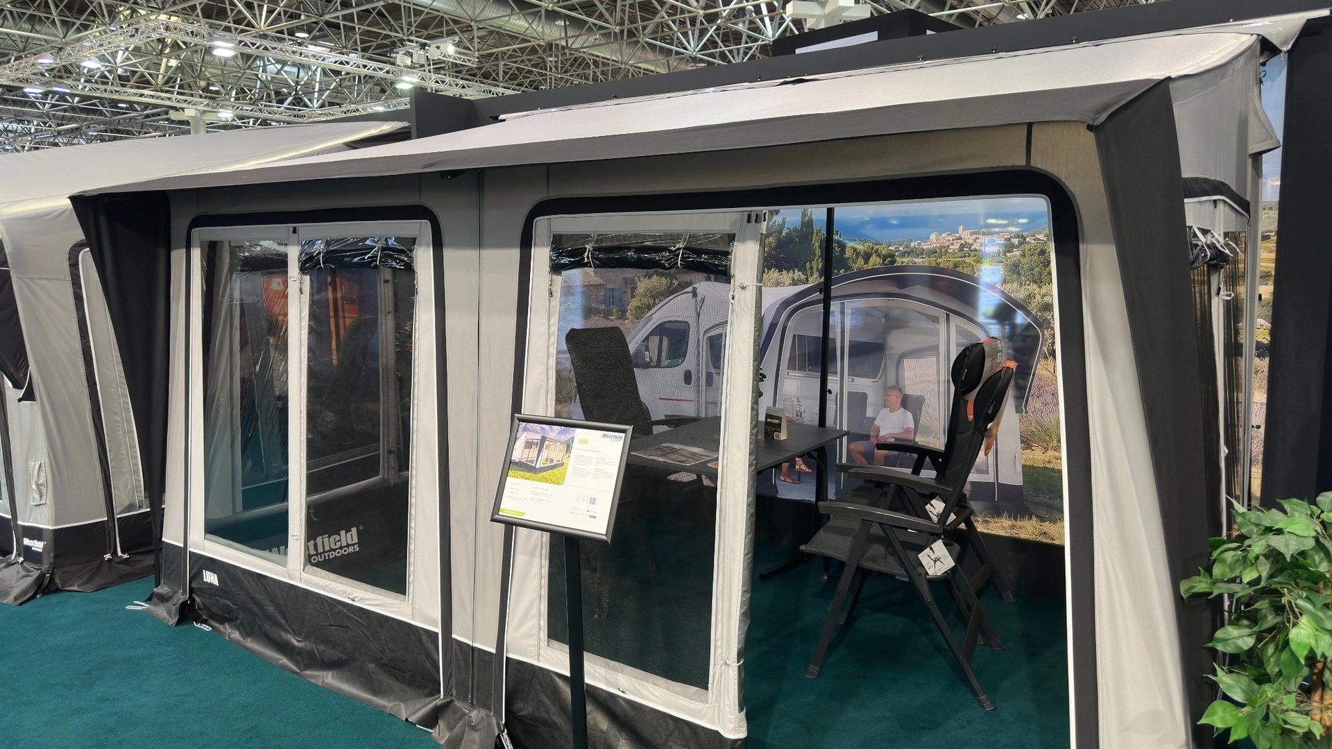 Westfield LUNA 11 ( 550)