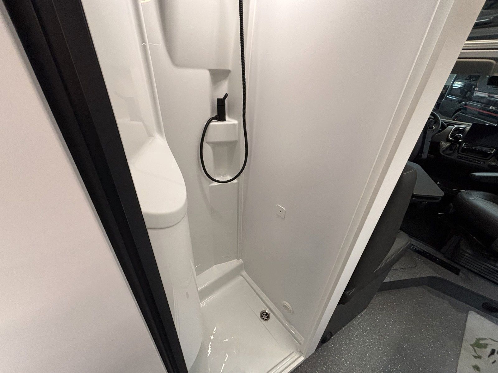 Adria Twin Edition 640 SGX 42,5Maxi 180PS,Autom.,Arno,