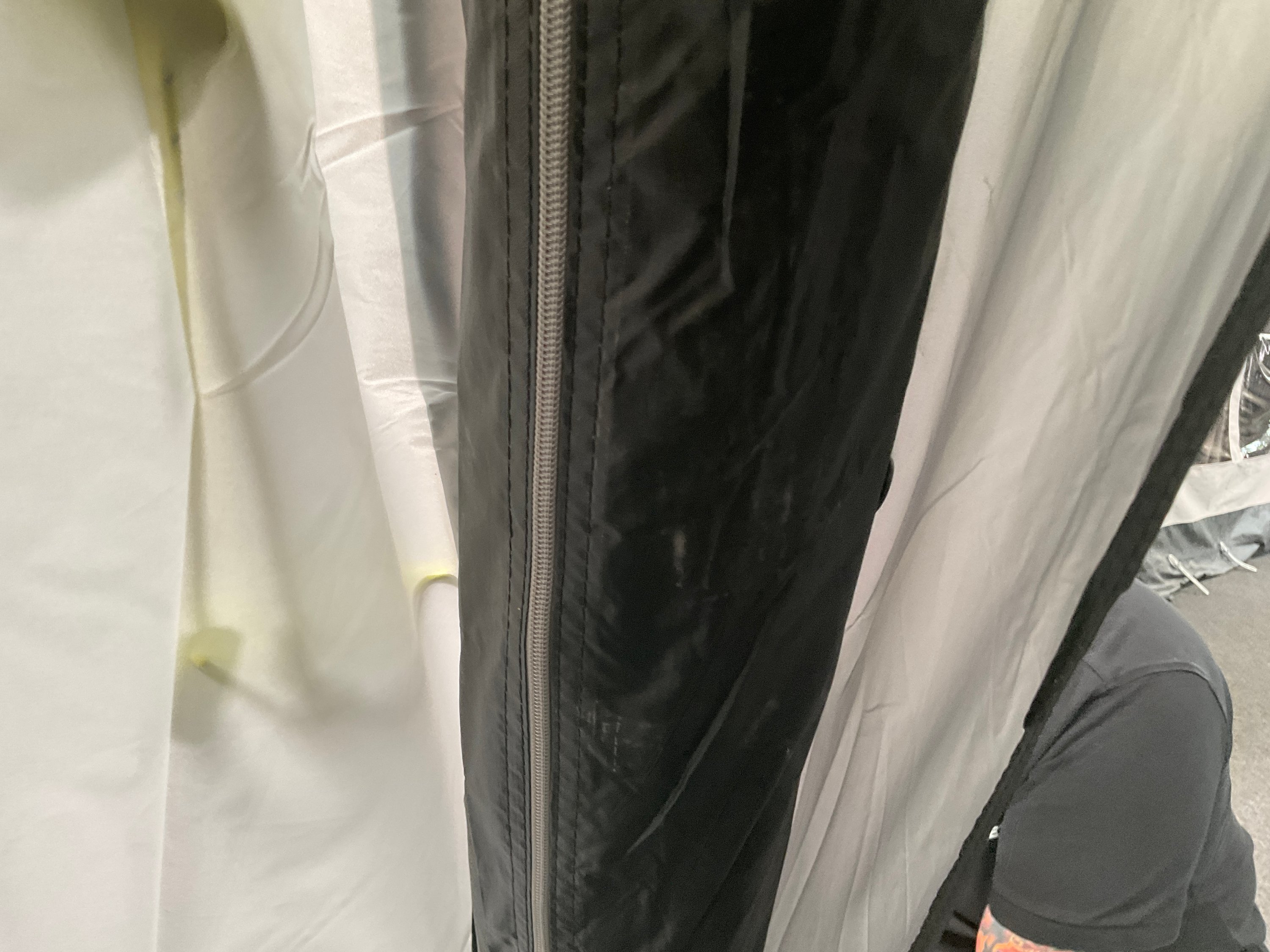 Ihre 2. Chance Dometic AIR Shelter 400