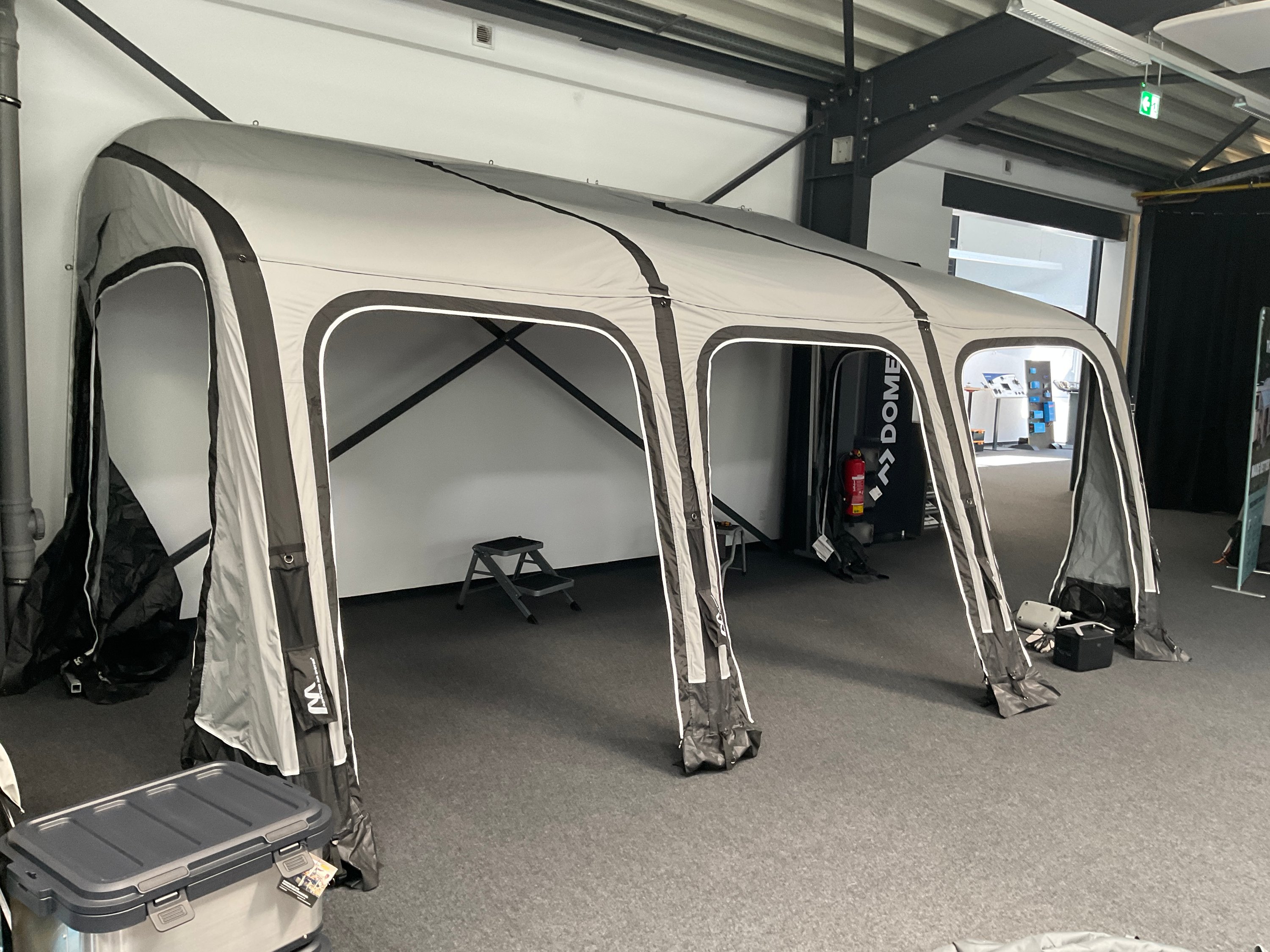 Ihre 2. Chance Westfield Ceres 9 - Umlaufmaß 981 - 1015 cm - Lufzelt Wohnwagen
