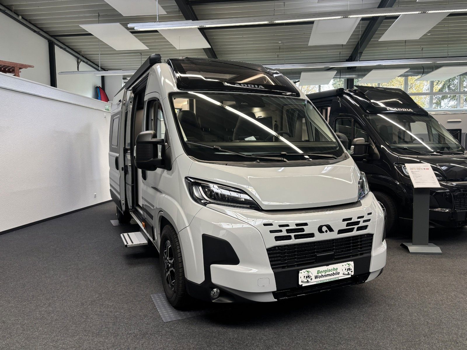 Adria Twin Edition 640 SGX 42,5Maxi 180PS,Autom.,Arno,