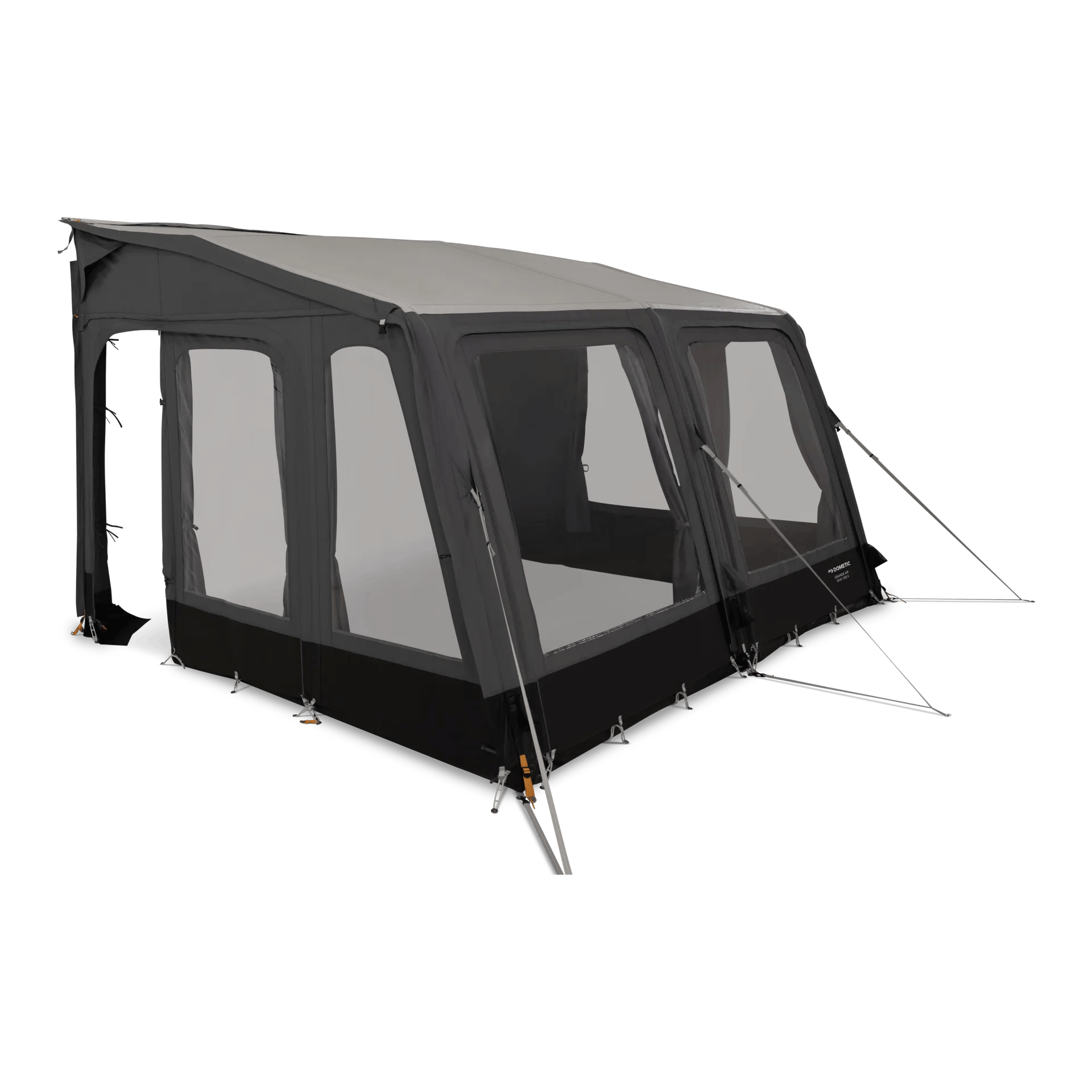 Großzügige Seitenansicht des Dometic Grande AIR Stay 390 S Vorzelts mit Panoramafenstern und seitlichem Eingang