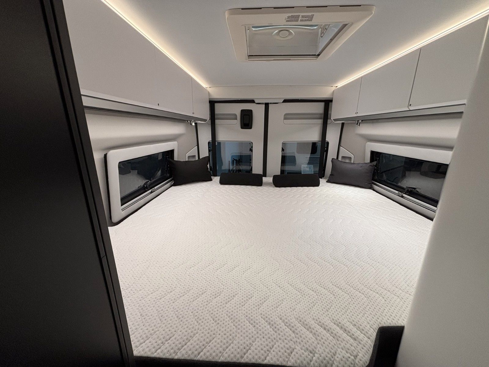 Adria Twin Edition 640 SGX 42,5Maxi 180PS,Autom.,Arno,