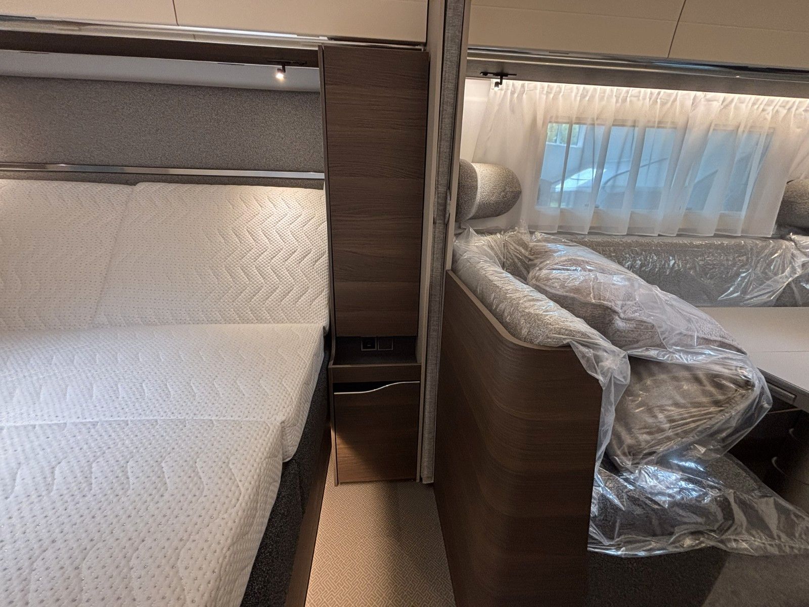 ADRIA Alpina 663 HT 2026 Frontküche,Heckbad,Backofen