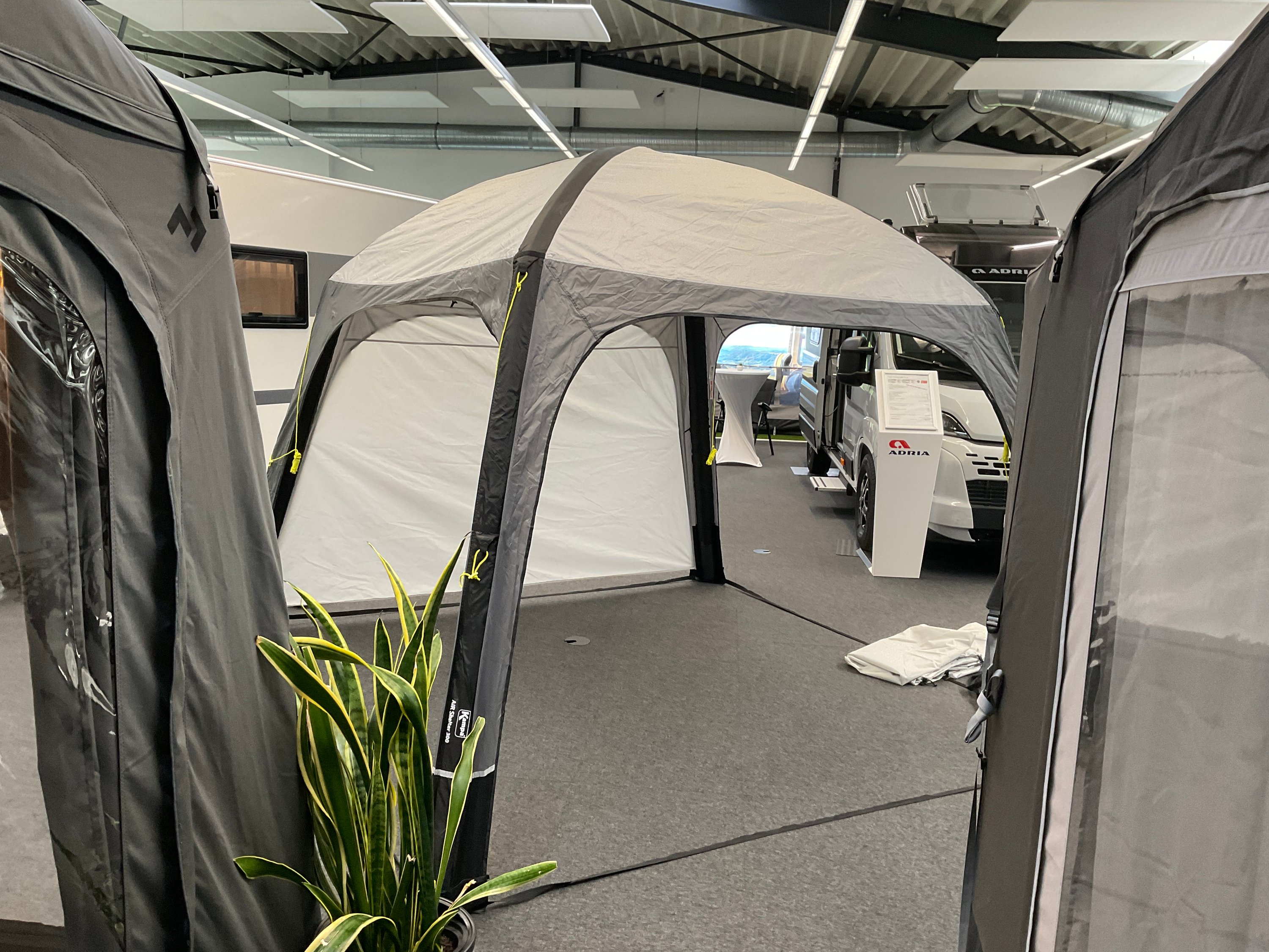 Ihre 2. Chance Dometic AIR Shelter 300