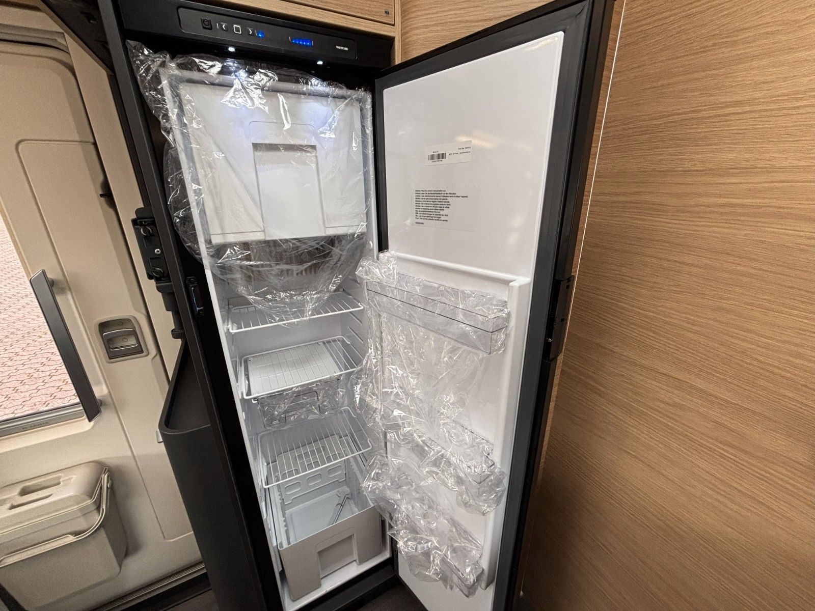 Adria Matrix 60Y 670 SL Jubilee 180,Luftfed.,Combi6 E