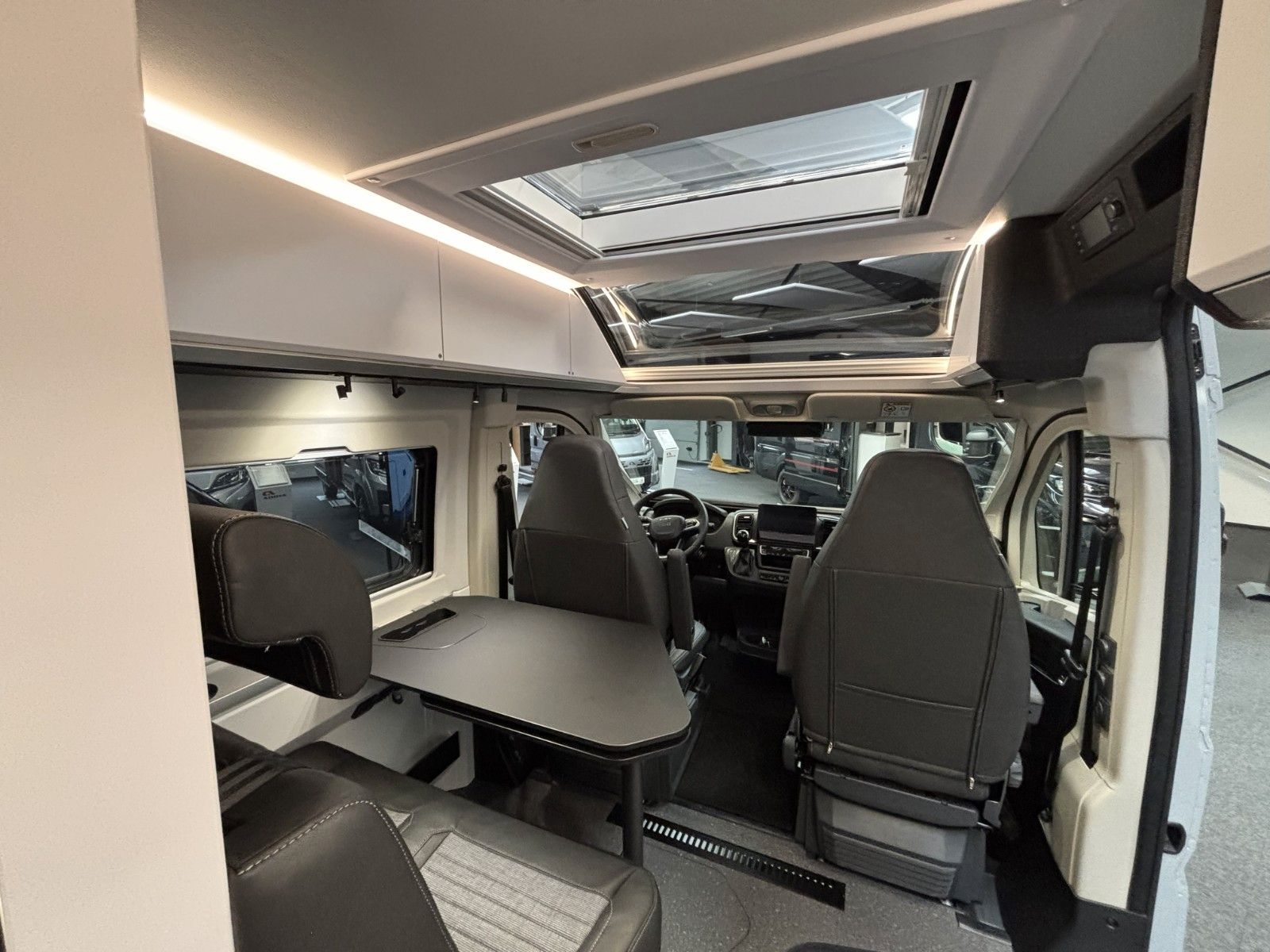 Adria Twin Edition 640 SGX 42,5Maxi 180PS,Autom.,Arno,