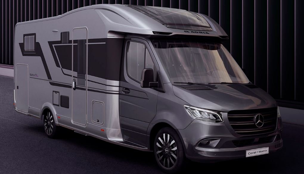 CORAL SUPREME 670 DC (auf Mercedes Sprinter)