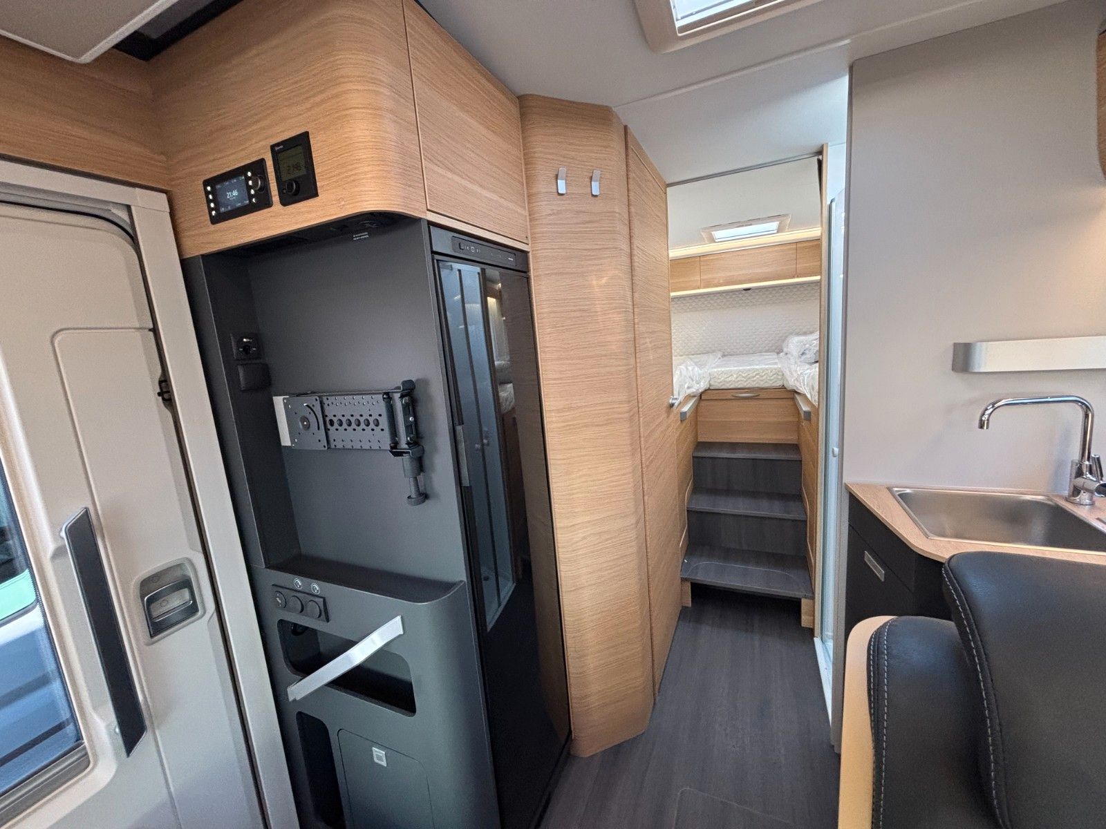Adria Matrix 60Y 670 SL Jubilee 180,Luftfed.,Combi6 E