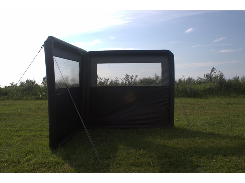 Telta - Inflatable Windbreak