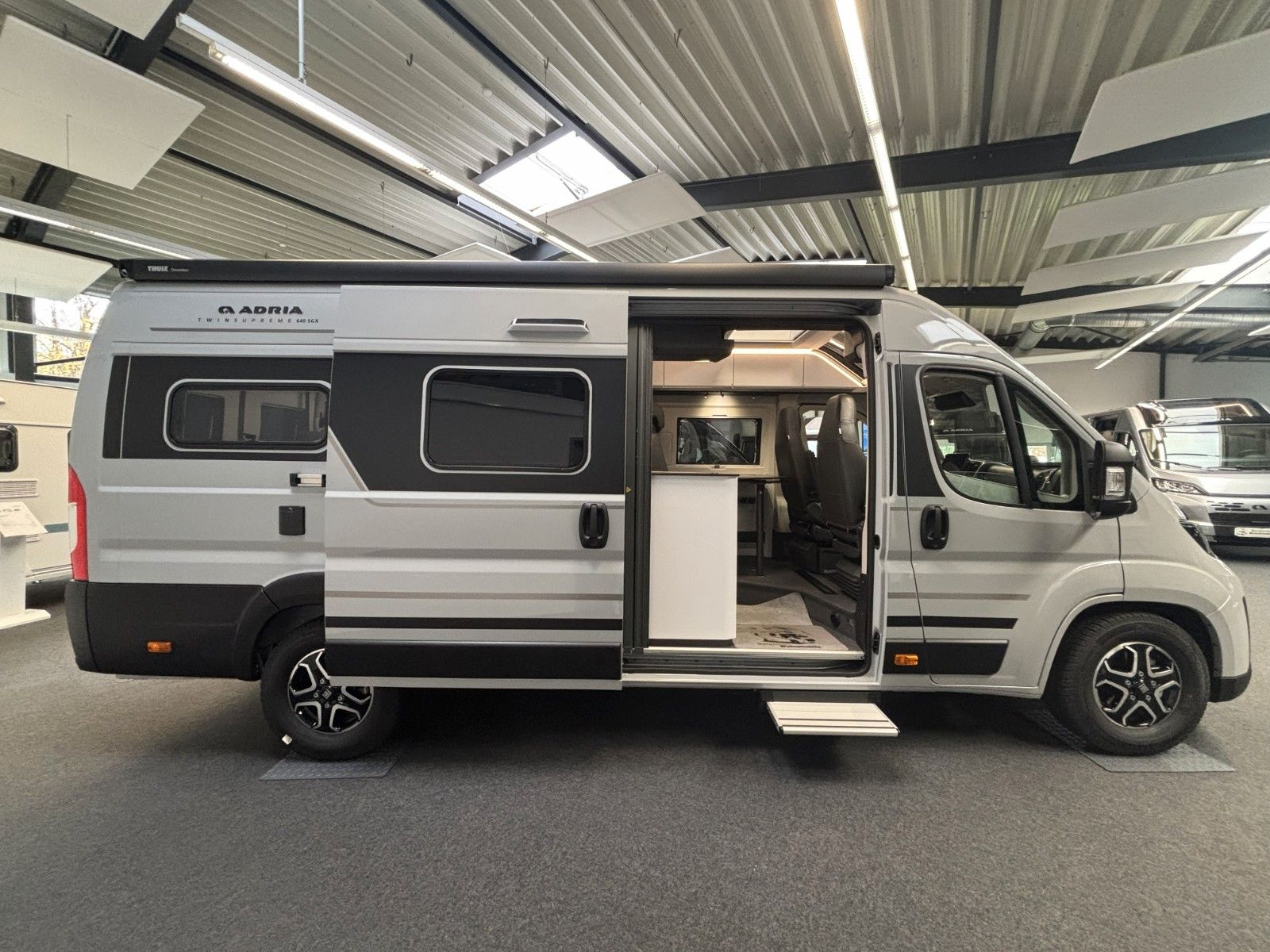 Adria Twin Edition 640 SGX 42,5Maxi 180PS,Autom.,Arno,