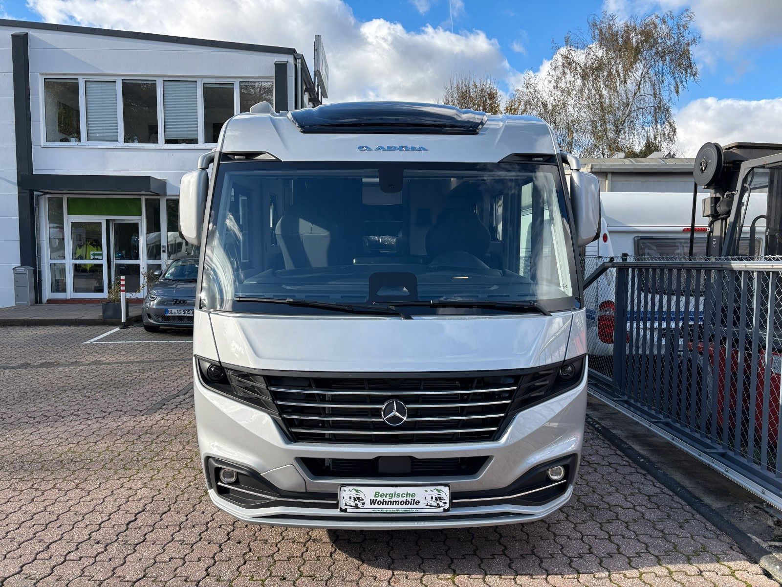 ADRIA Supersonic 780 DL 2026 Mercedes Leder Solar Alde