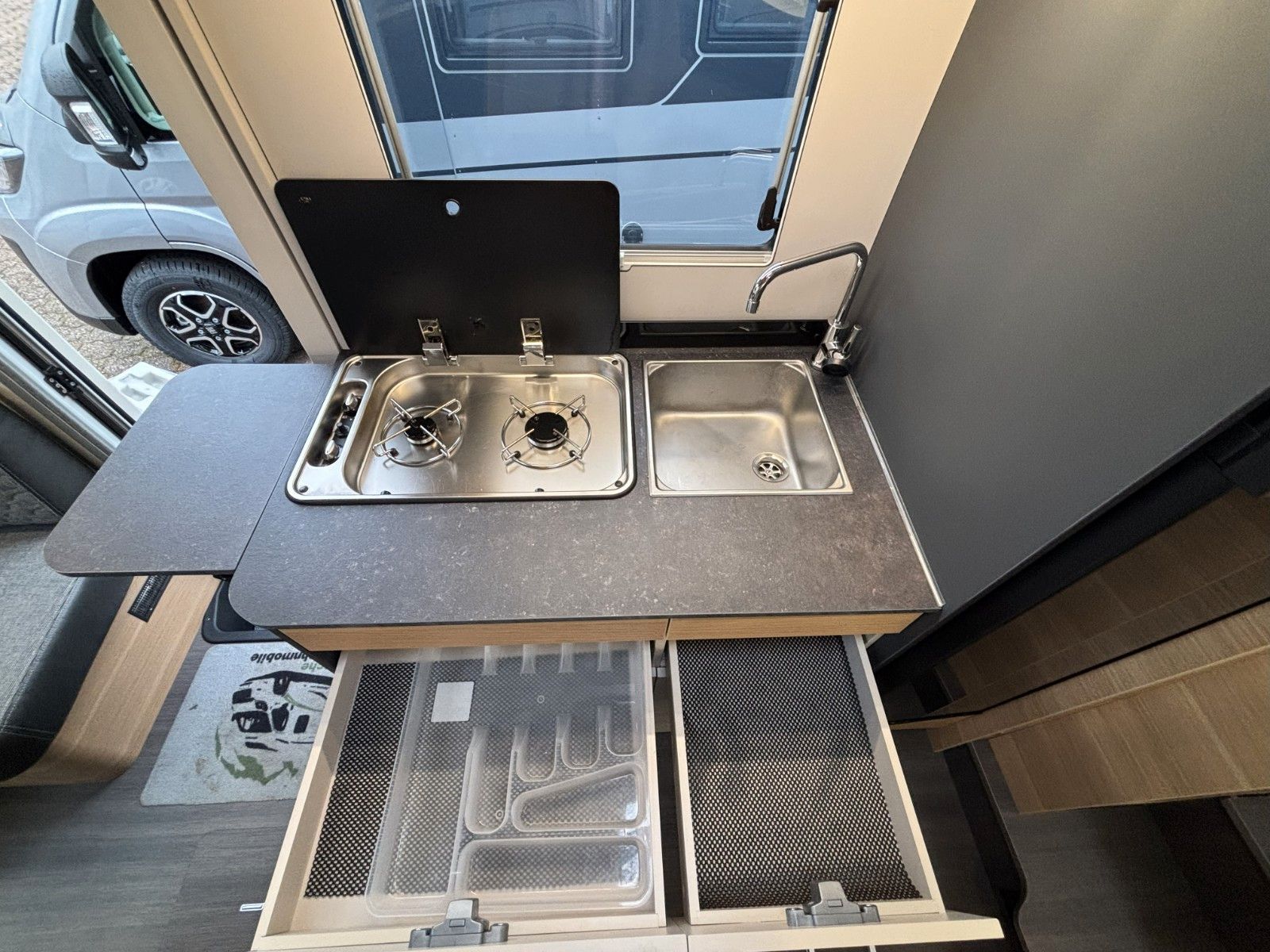 Adria Matrix Axess 600 SL,140PS,Radio,RFK,Fahrradtr.