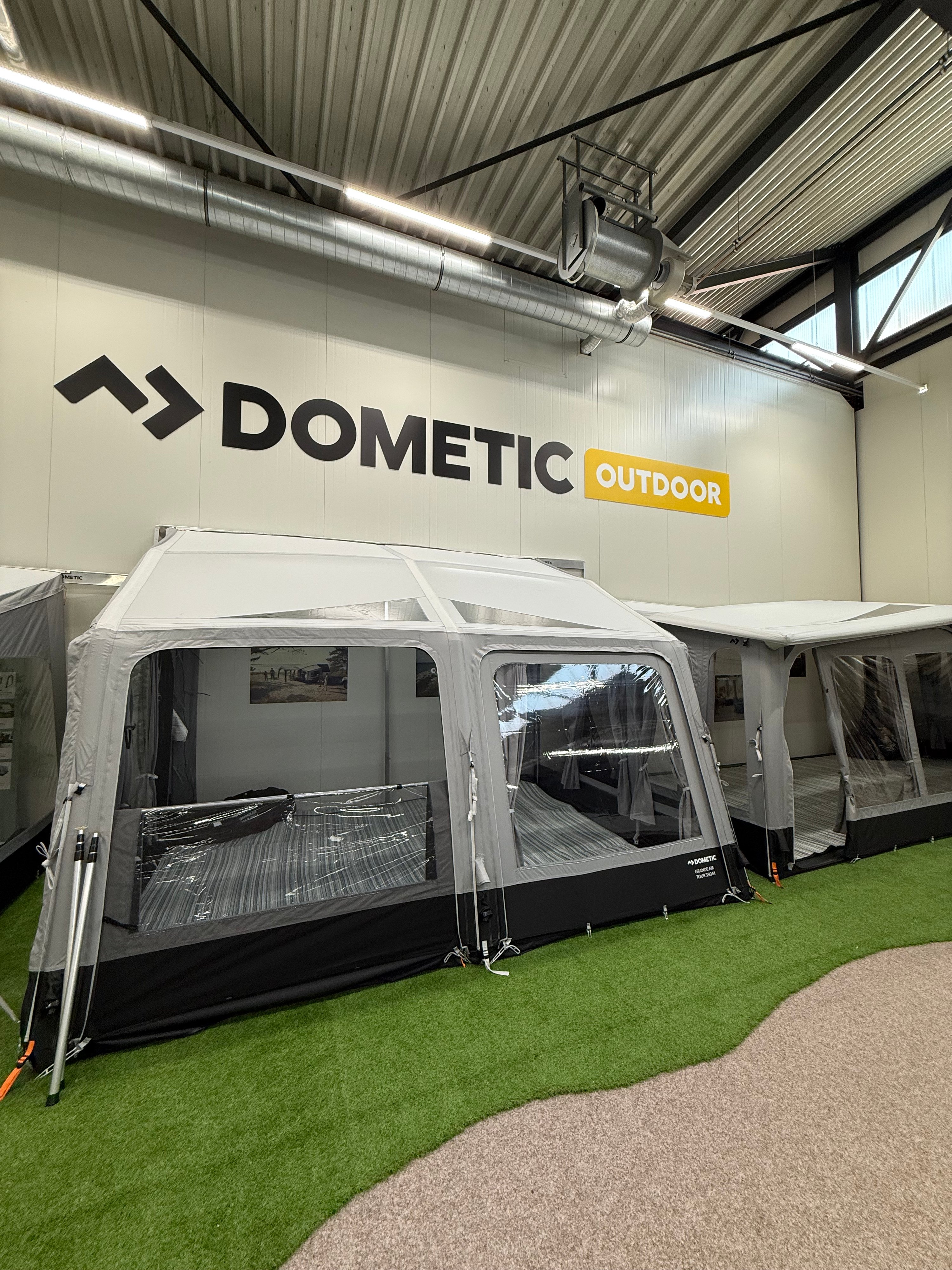 Dometic Grande AIR Stay 390 S
