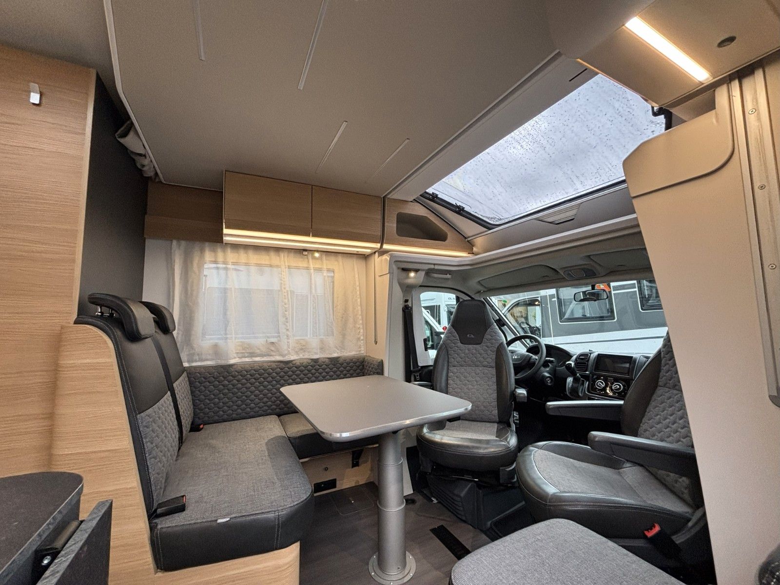 Adria Matrix Axess 600 SL,140PS,Radio,RFK,Fahrradtr.