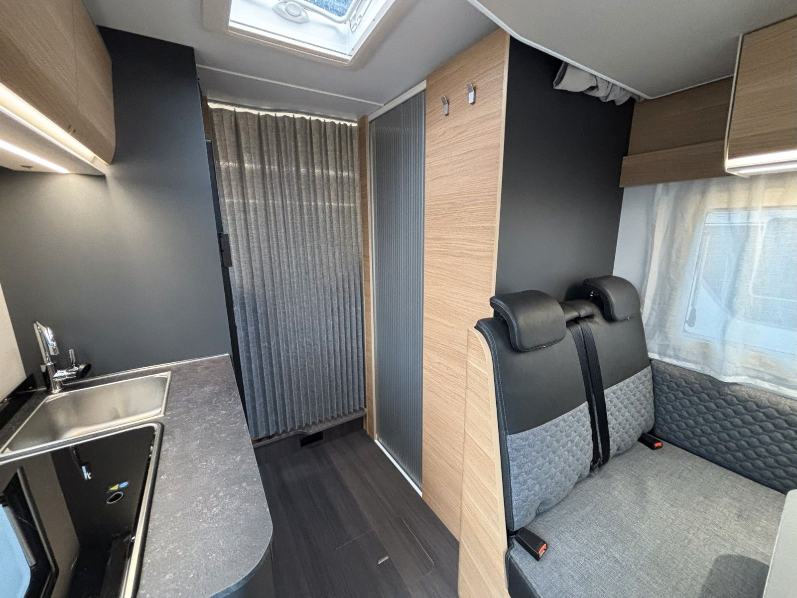 Adria Matrix Axess 600 SL,140PS,Radio,RFK,Fahrradtr.
