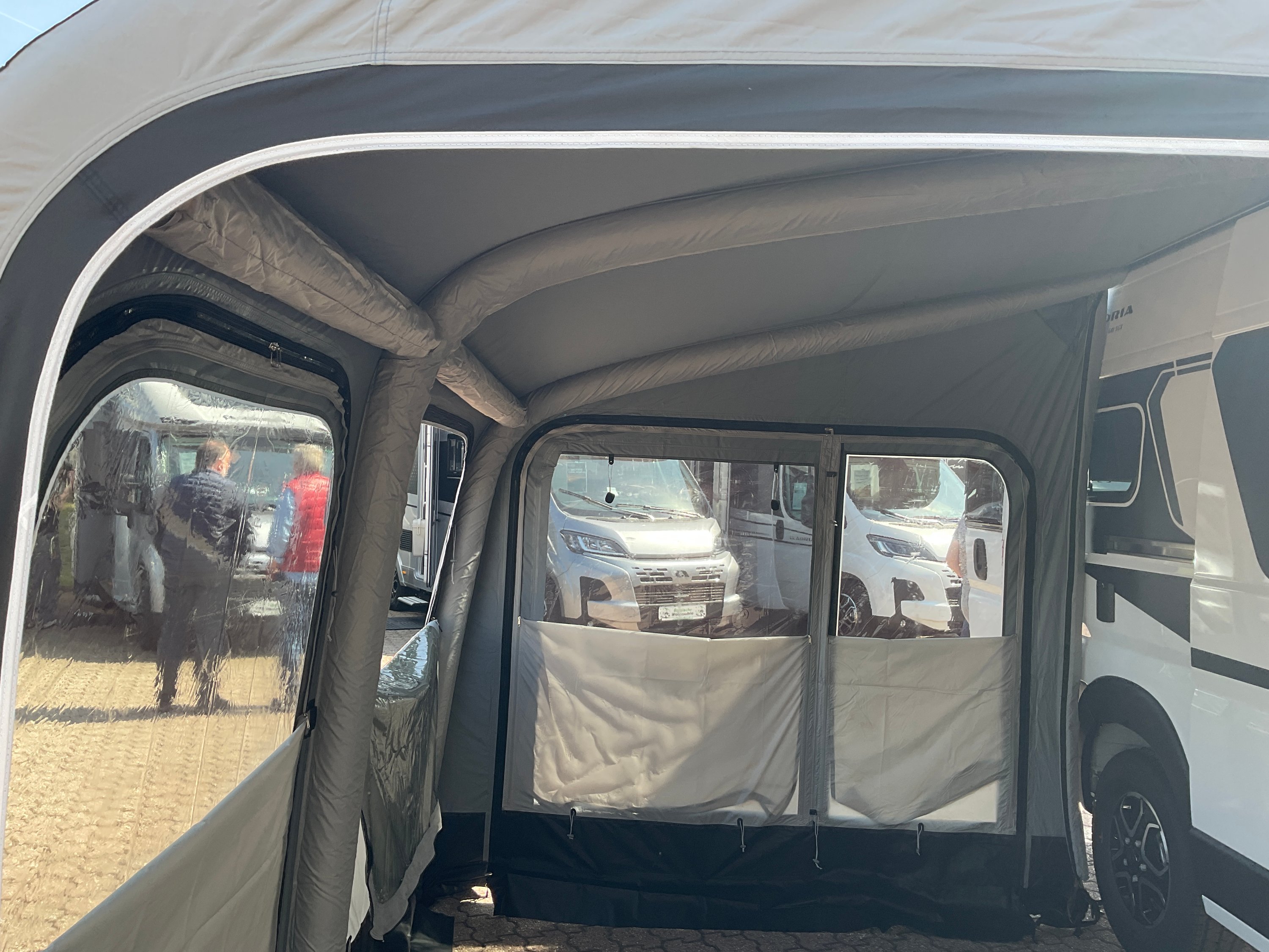 Ihre 2. Chance Westfield Kastenwagen-Vorzelt Mars