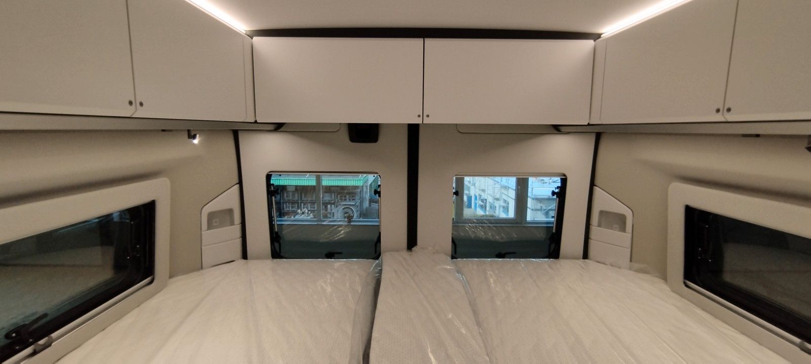 Adria Twin Edition 640 SLB 42,5Maxi,Expeditions-Grau,