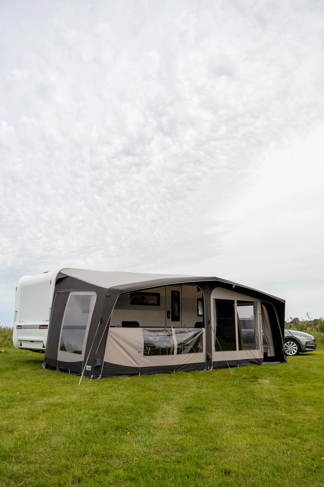 Telta Lounge ( Size 20 )