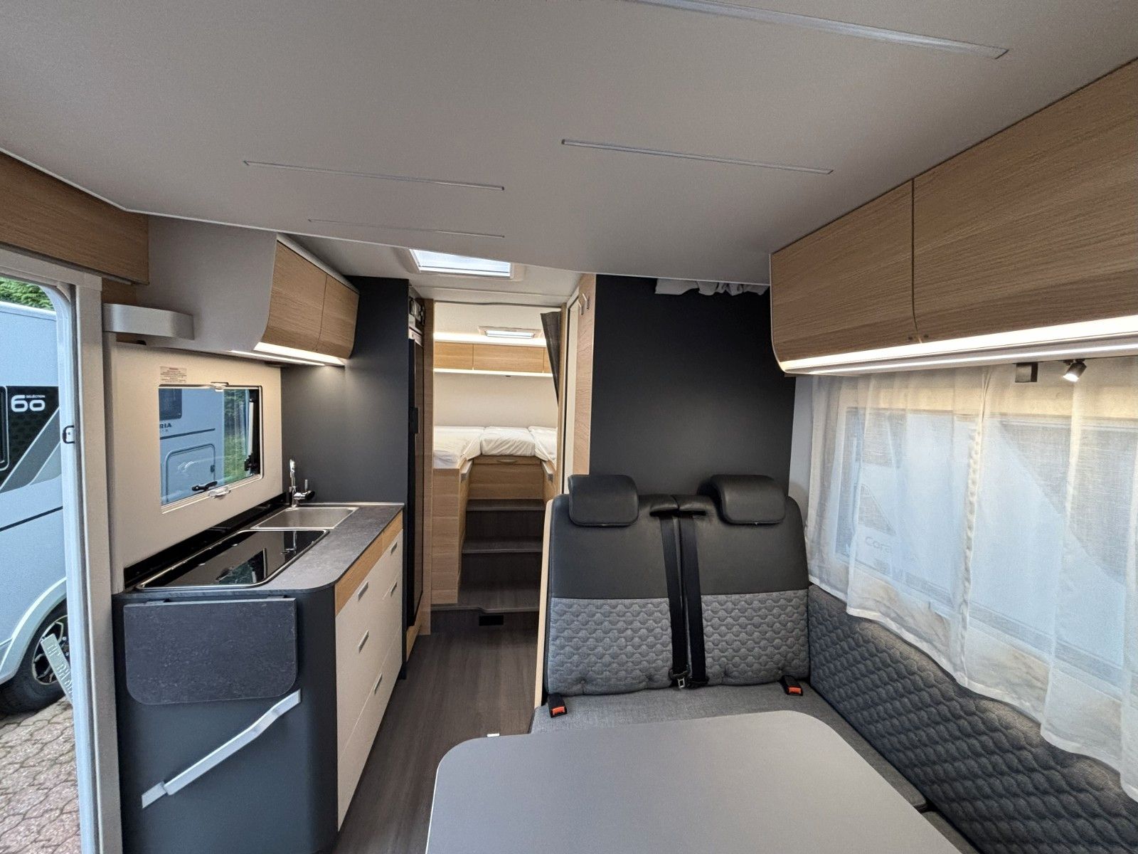 Adria Matrix Axess 600 SL,140PS,Radio,RFK,Fahrradtr.