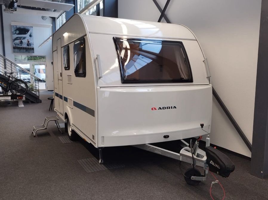 Adria Aviva 360 DK Autark Panorama Silver