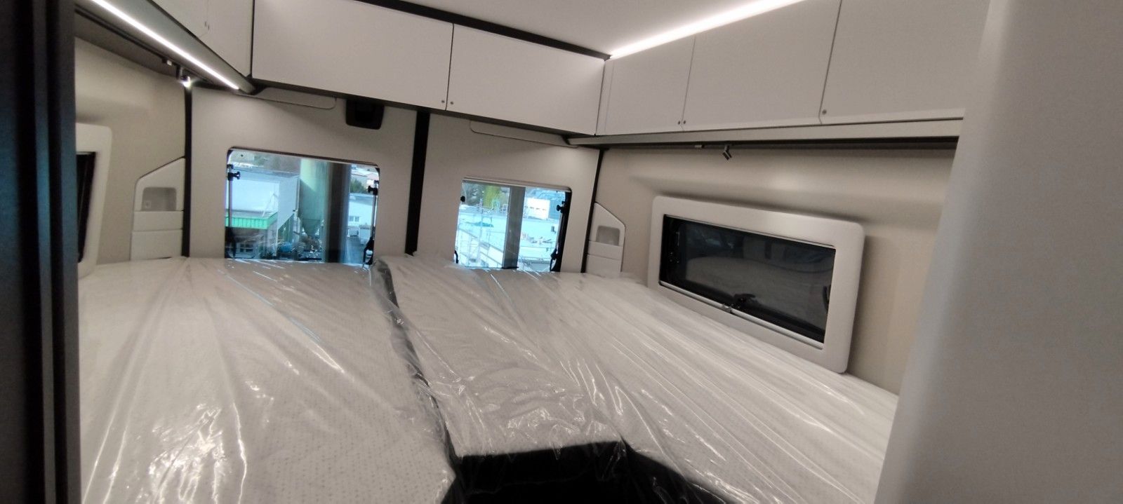 Adria Twin Edition 640 SLB 42,5Maxi,Expeditions-Grau,