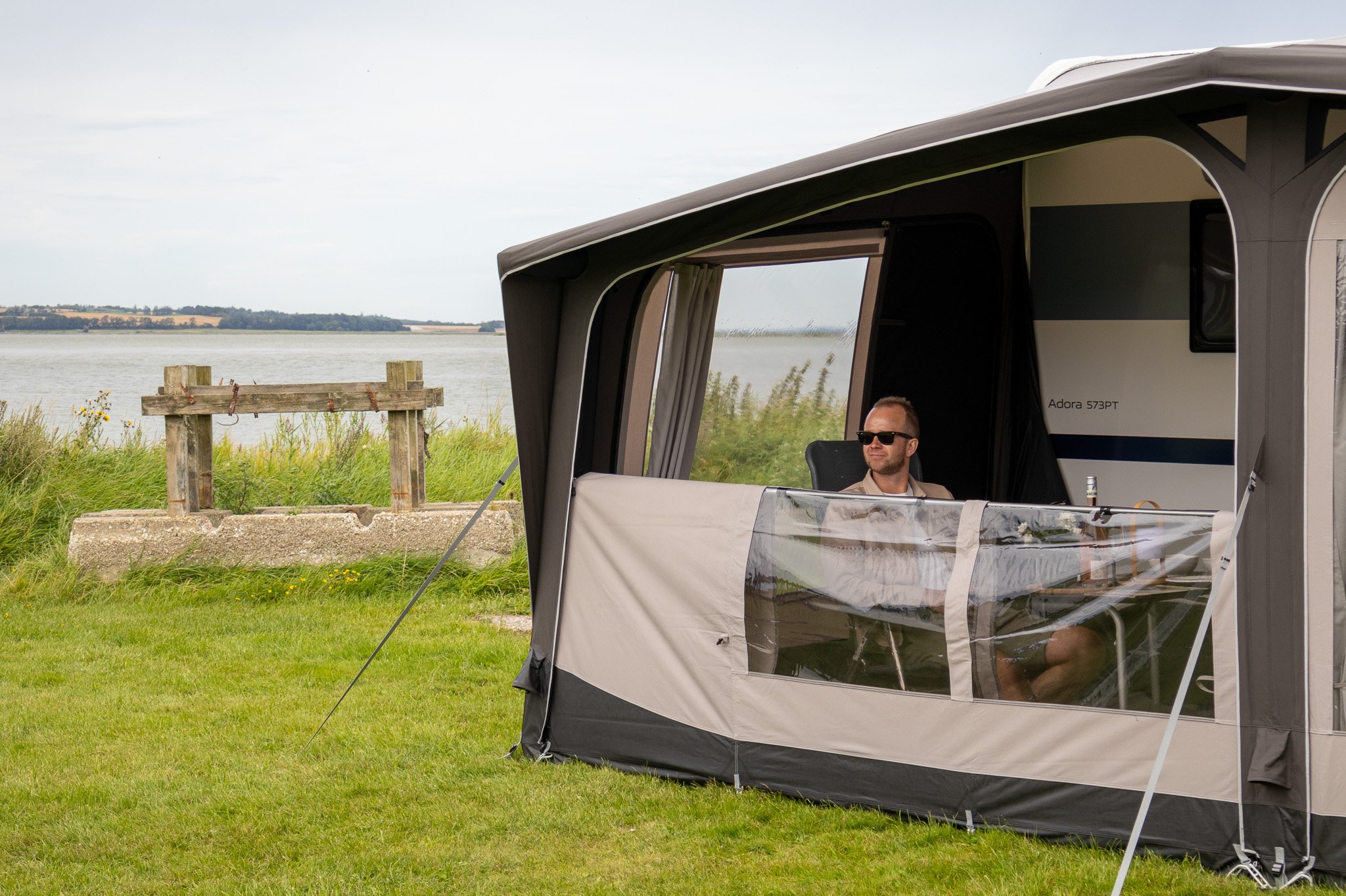 Telta Lounge ( Size 20 )