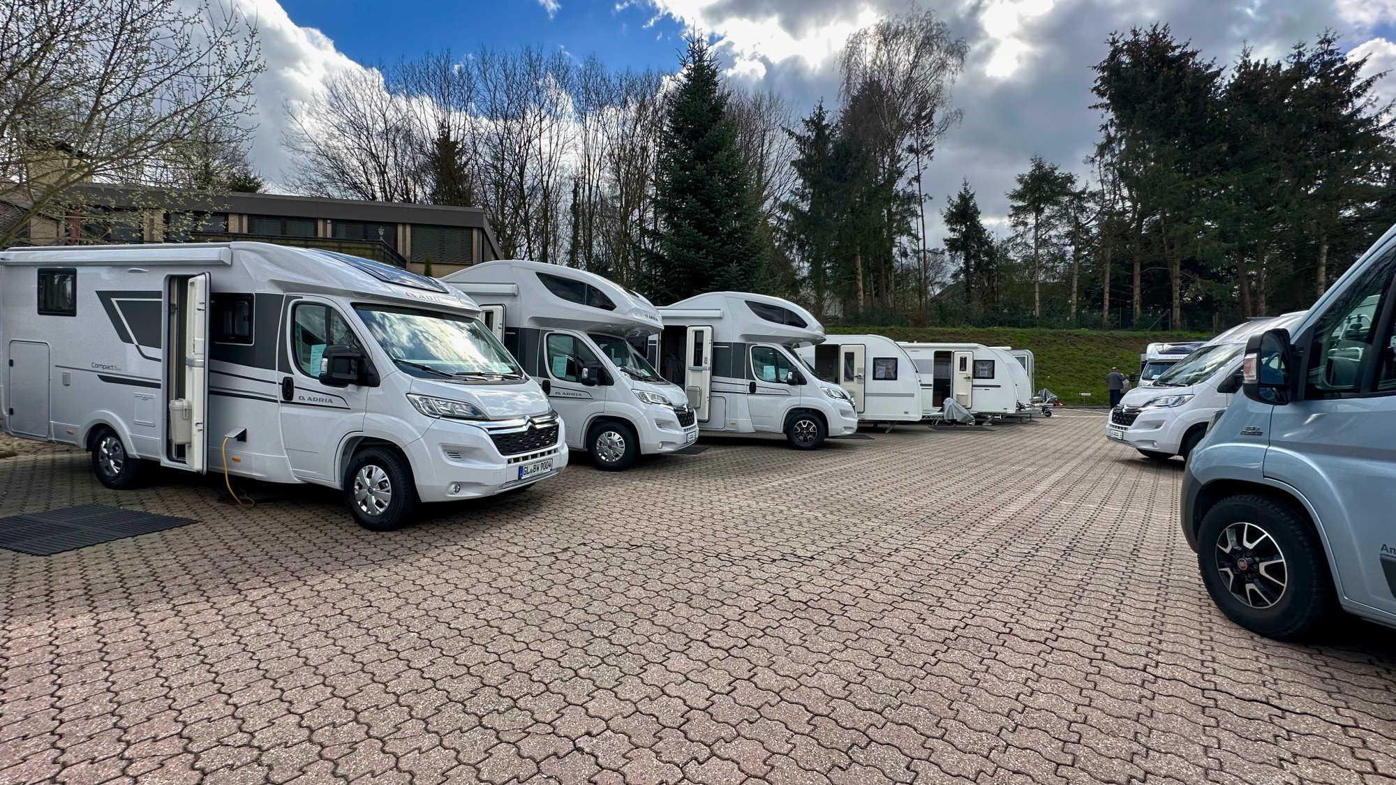 Marderschutz nachrüsten leicht gemacht - Camping, Cars & Caravans